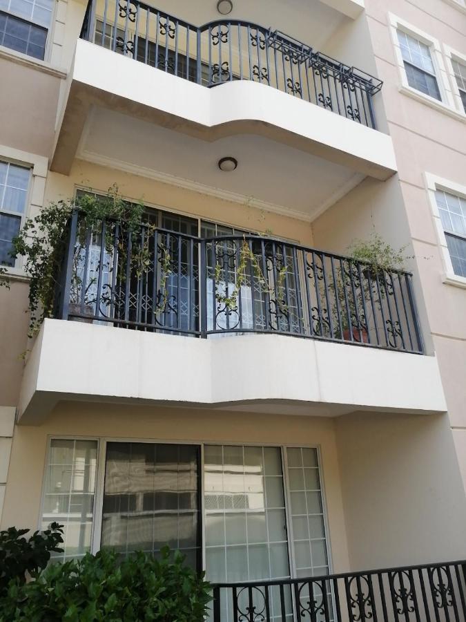 Tricia'S Place - One Family At A Time Apartment Accra Exterior foto