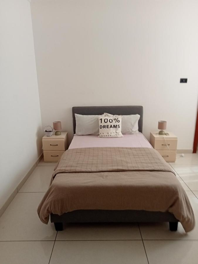 Tricia'S Place - One Family At A Time Apartment Accra Exterior foto