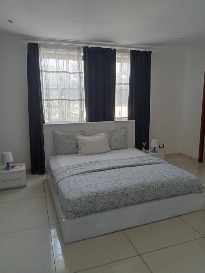 Tricia'S Place - One Family At A Time Apartment Accra Exterior foto